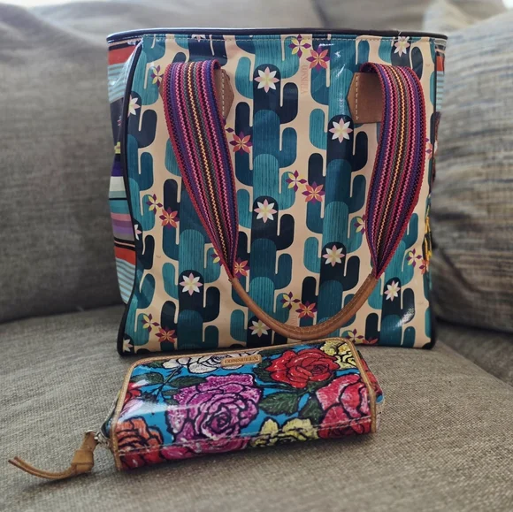 Consuela Dezi Tote & Matching Rosita Zip-around Wallet EXCELLENT USED CONDITION - Picture 2 of 10